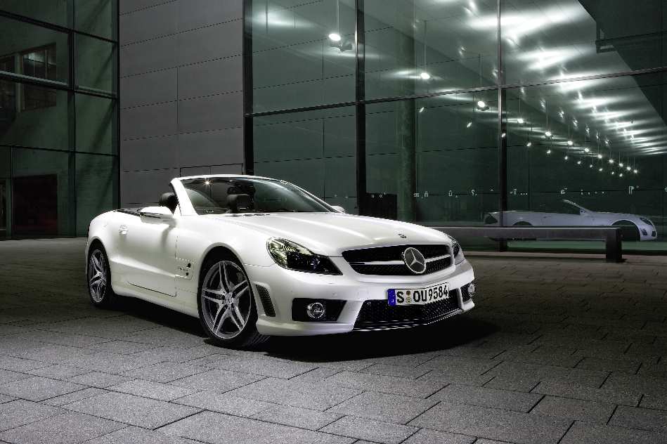 Mercedes Cls 63 Amg White. The AMG Performance Studio has