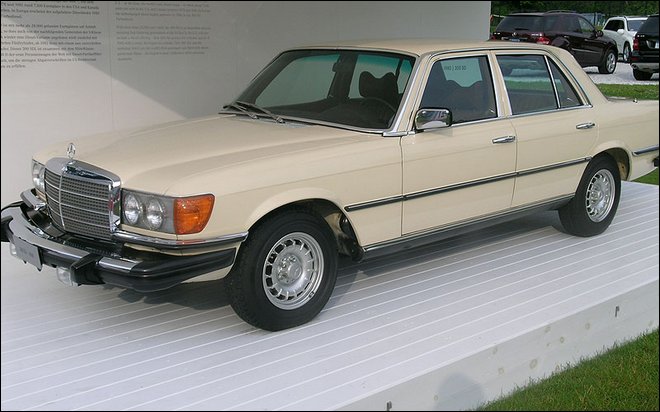 1980 300SD Diesel passenger cars account for almost 80 percent of Mercedes 