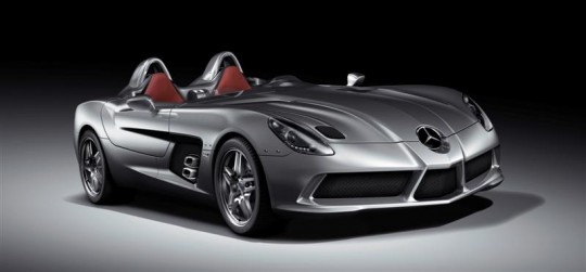 Mercedes-Benz unveils the new SLR Stirling Moss