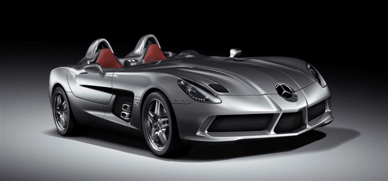  SLR super sports car with a new uncompromisingly spectacular car