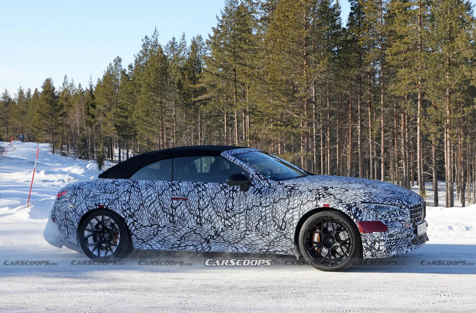 Mercedes-AMG CLE 63 Spied During A Snowy Test Drive