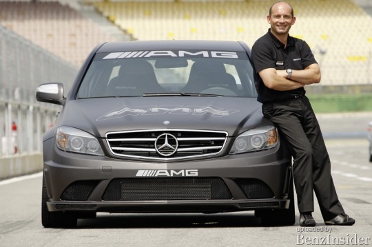 Improve your driving skills – join the AMG Driving Academy