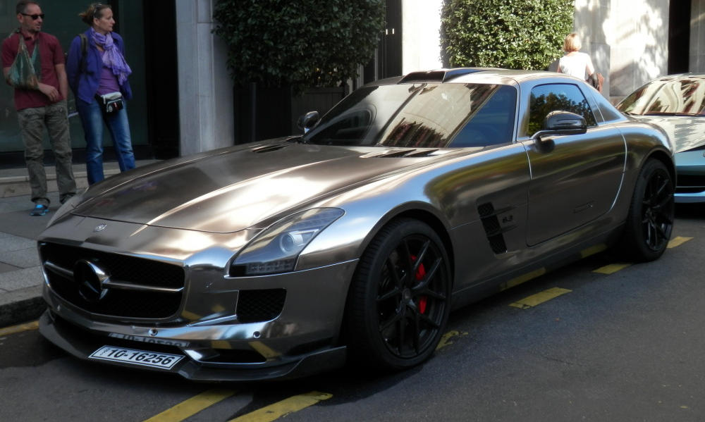 Cool-Looking Chrome Wrapped Oakley Design Mercedes-Benz SLS AMG Spotted -   - A Mercedes-Benz Fan Blog