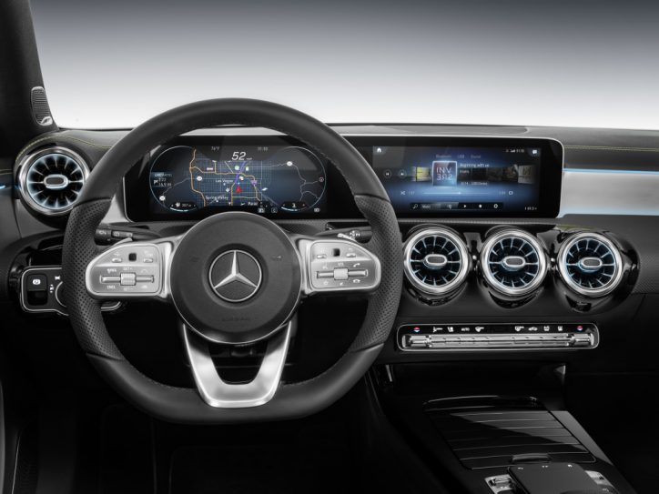 Mercedes-Benz User Experience Showcased at the 2018 CES