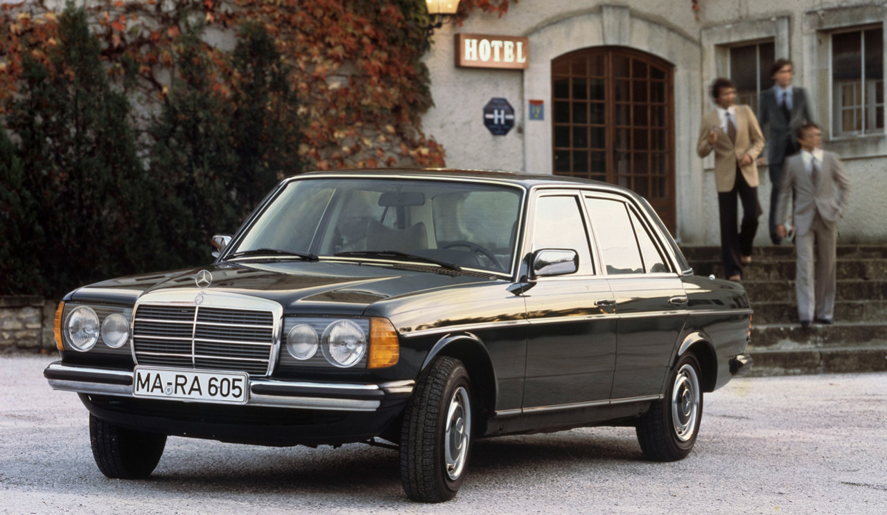 Tips on How to Sell an Old Mercedes Car 
