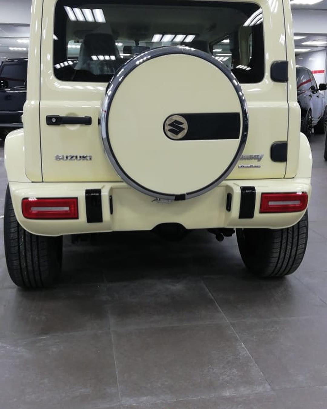 Suzuki Jimny AMG g63