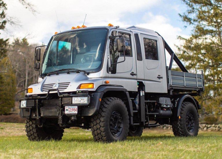 Who Wants This Massive 2004 Mercedes-Benz Unimog U500?