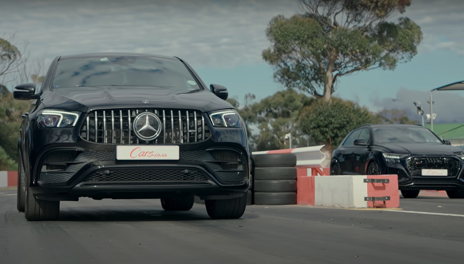 Mercedes Amg Gle 63 S Coupe Vs Audi Rsq8 In A Quarter Mile Race