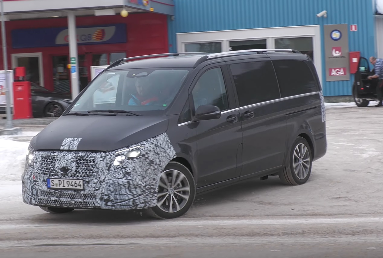 2024 Mercedes-Benz V-Class Captured On Cam During Testing
