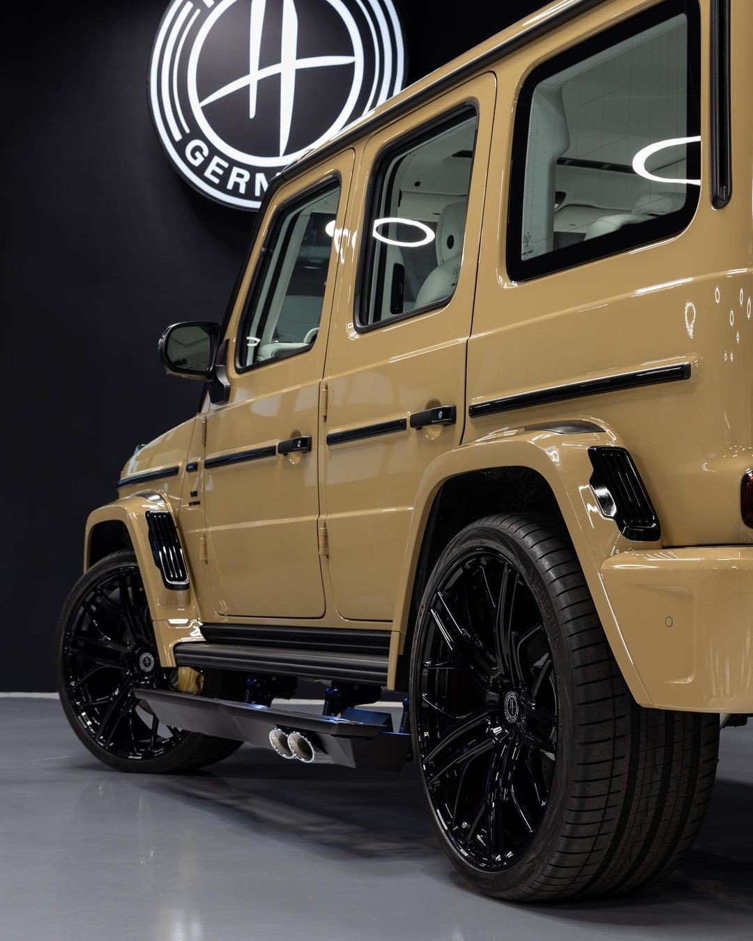 Hofele Mercedes-AMG G63 Features A Military Look With Lavish Interior ...