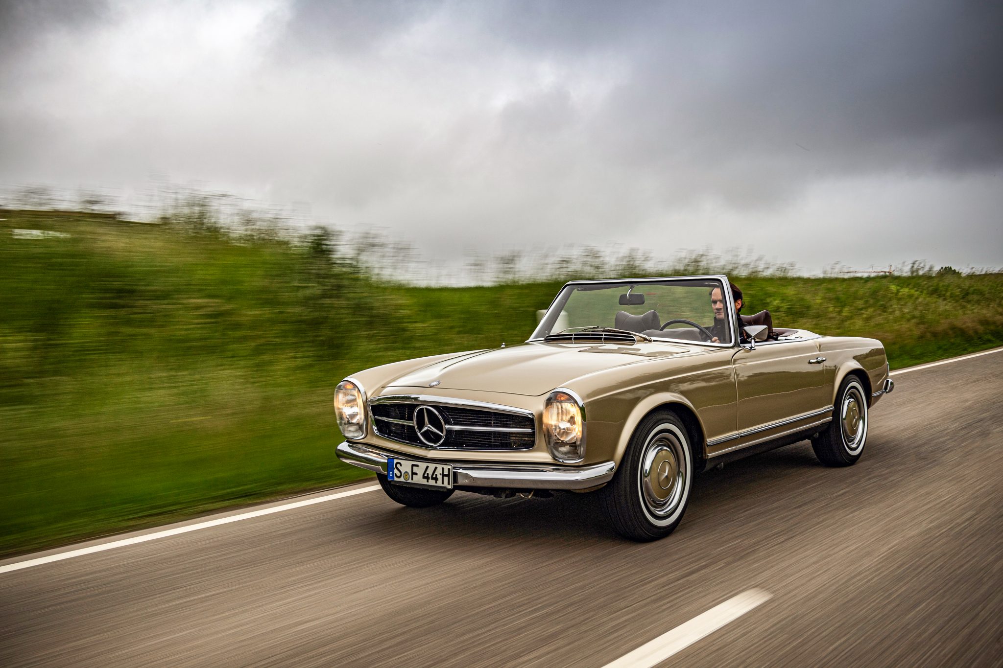 Mercedes Benz 230 SL w113