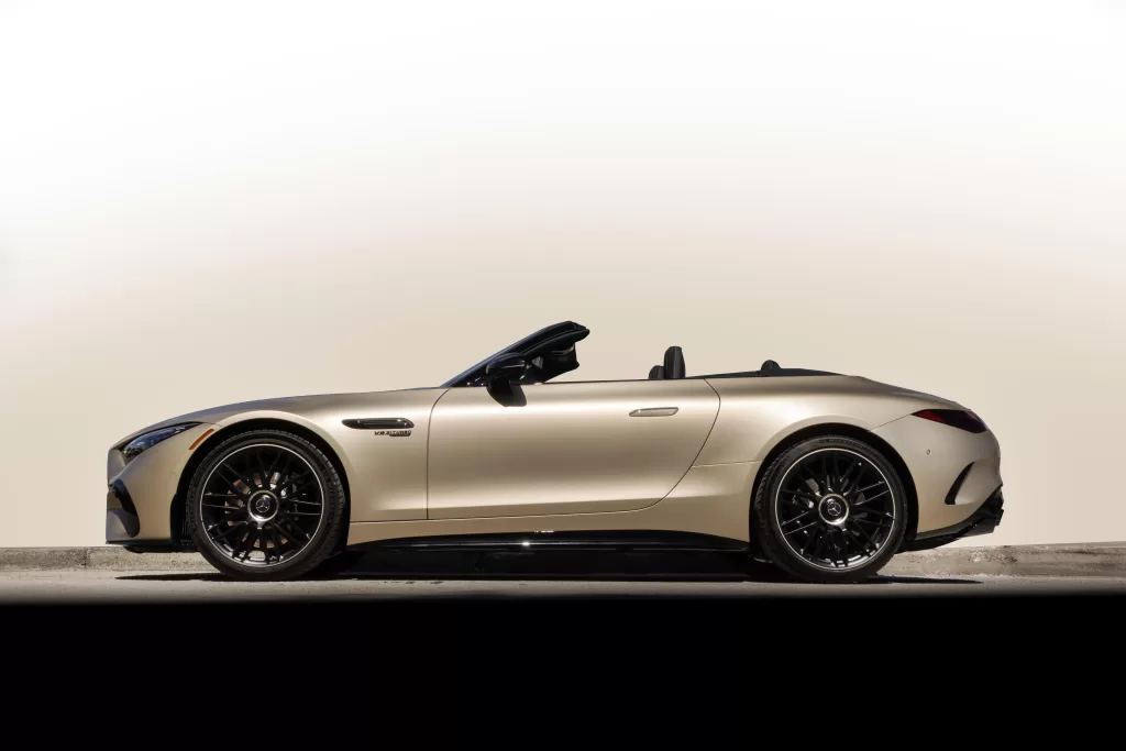 2025 Mercedes-AMG SL 63 Golden Coast