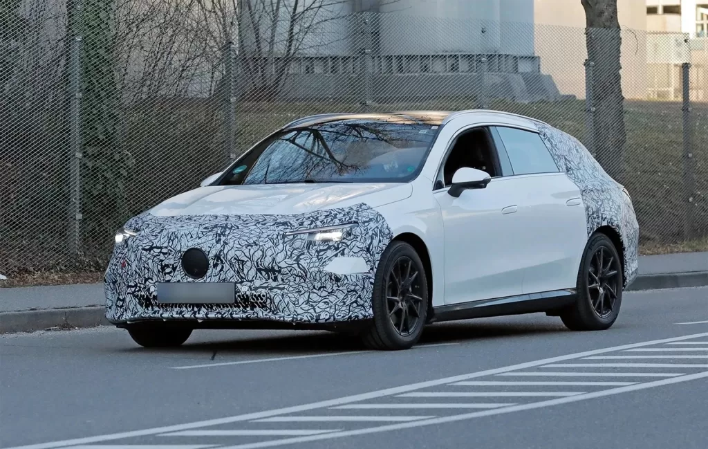 New Mercedes CLA Shooting Brake Spied During Testing